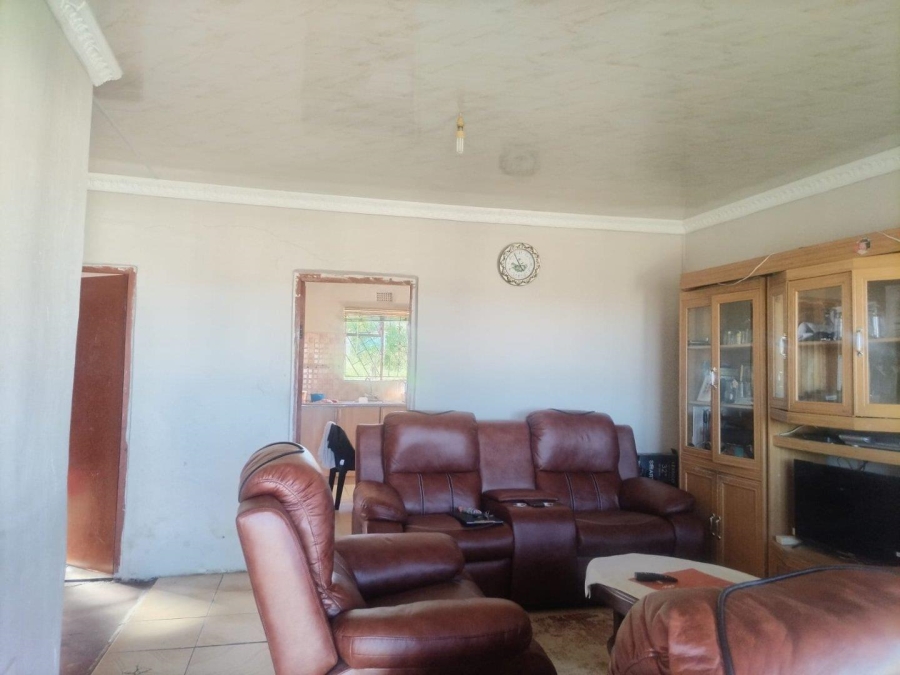 2 Bedroom Property for Sale in Sweetwaters Eastern Cape
